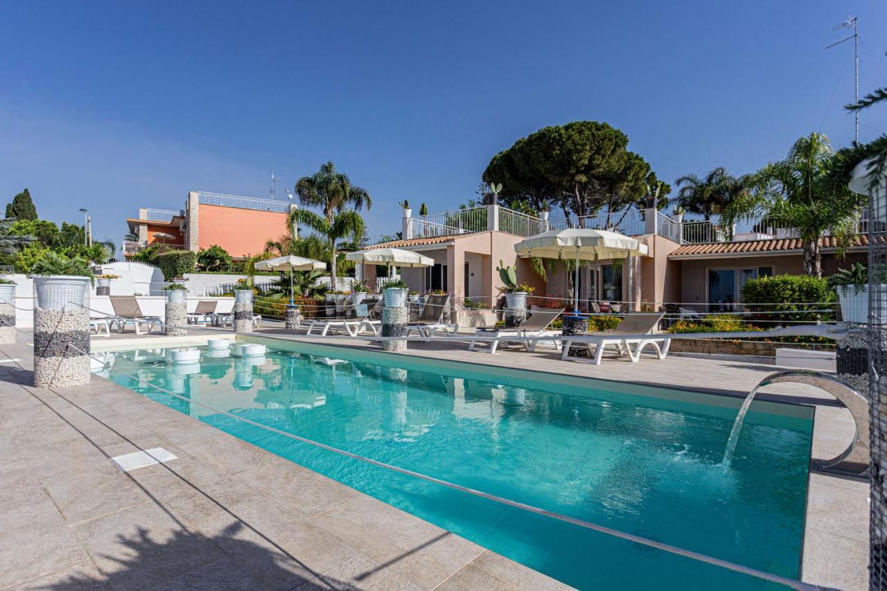 Small Luxury Apartments Pool And Sea View - Stella Del Mare Fontane Bianche Exterior foto