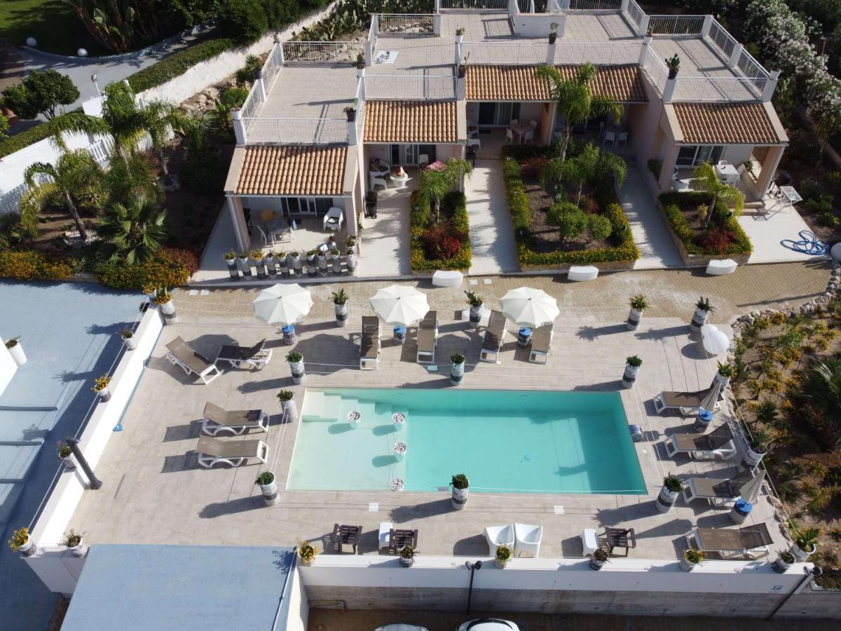 Small Luxury Apartments Pool And Sea View - Stella Del Mare Fontane Bianche Exterior foto