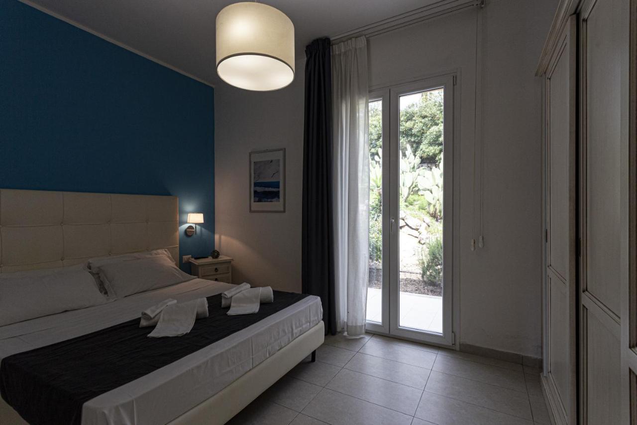 Small Luxury Apartments Pool And Sea View - Stella Del Mare Fontane Bianche Exterior foto